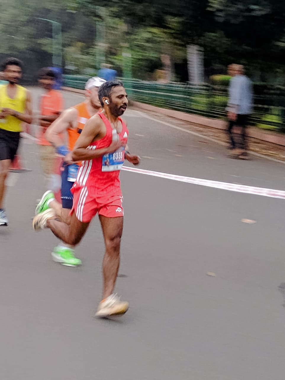 Coach Vikas Srinivasan racing the TCS World 10K Bengaluru 2026